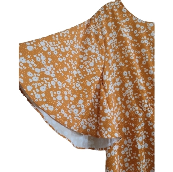 NWT Lulu's Boundless Beauty Yellow Floral Print Flutter Sleeve Mini Dress XL - Picture 4 of 9